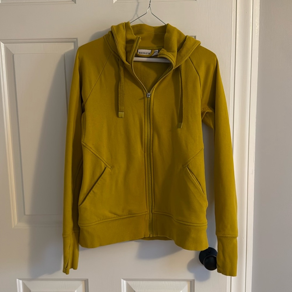 Mustard hoodie with thumb holes and pockets